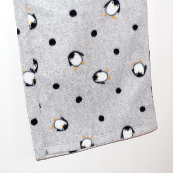 Sonoma Fuzzy Long Sleeve Penguin Print Two-Piece Pajama Set - Picture 15 of 16